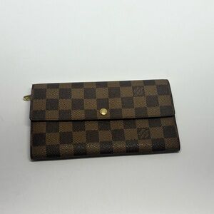 Authentic Louis Vuitton Ebene Damier women’s Wallet